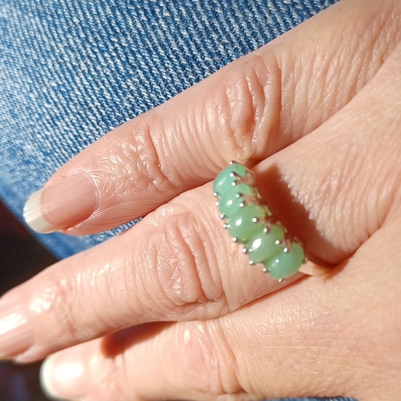 Jewelry - Australian Chrysoprase ring